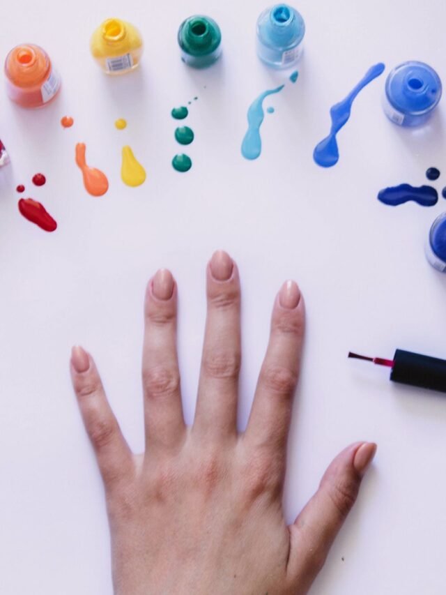 Best Nail Colors for Short Nails